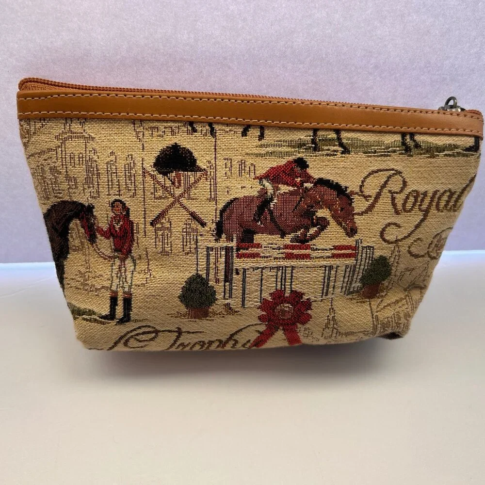 Royal Tapisserie Equestrian Tapestry Pouch Horse Hunt Scene Cosmetic Bag Zip - Picture 2 of 10